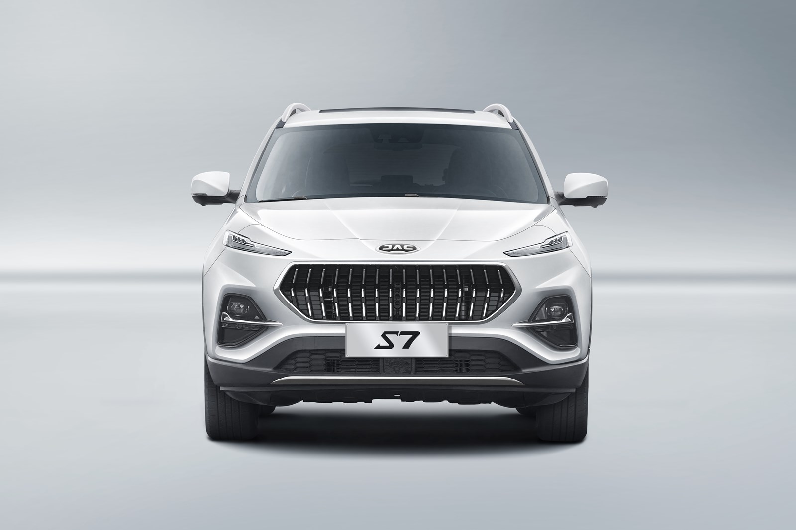 Автосалон: Jac S7