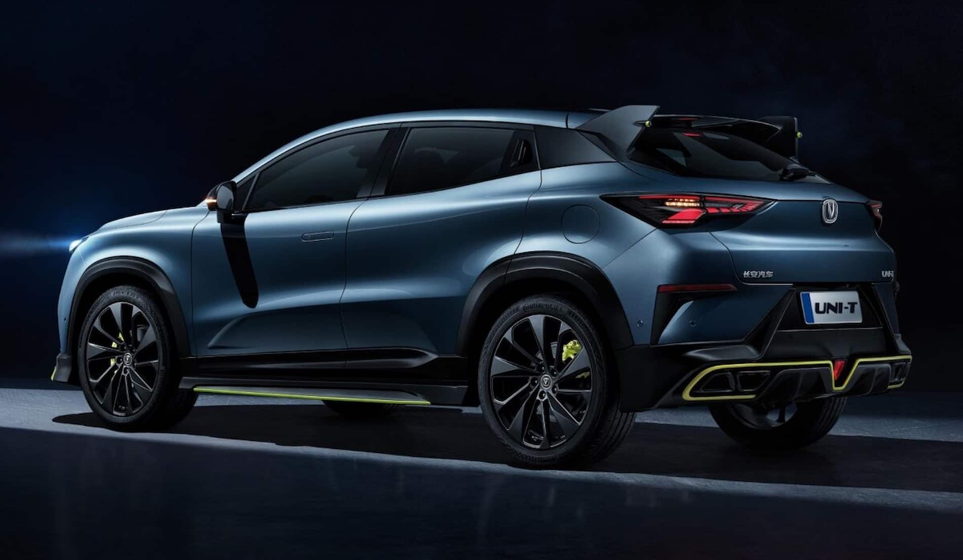 Автосалон: Changan UNI-T