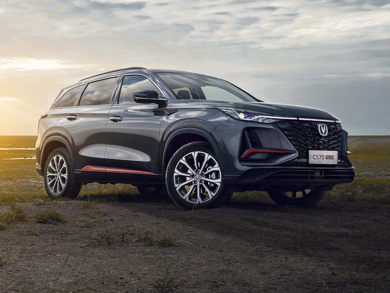 Автосалон: Changan CS75plus