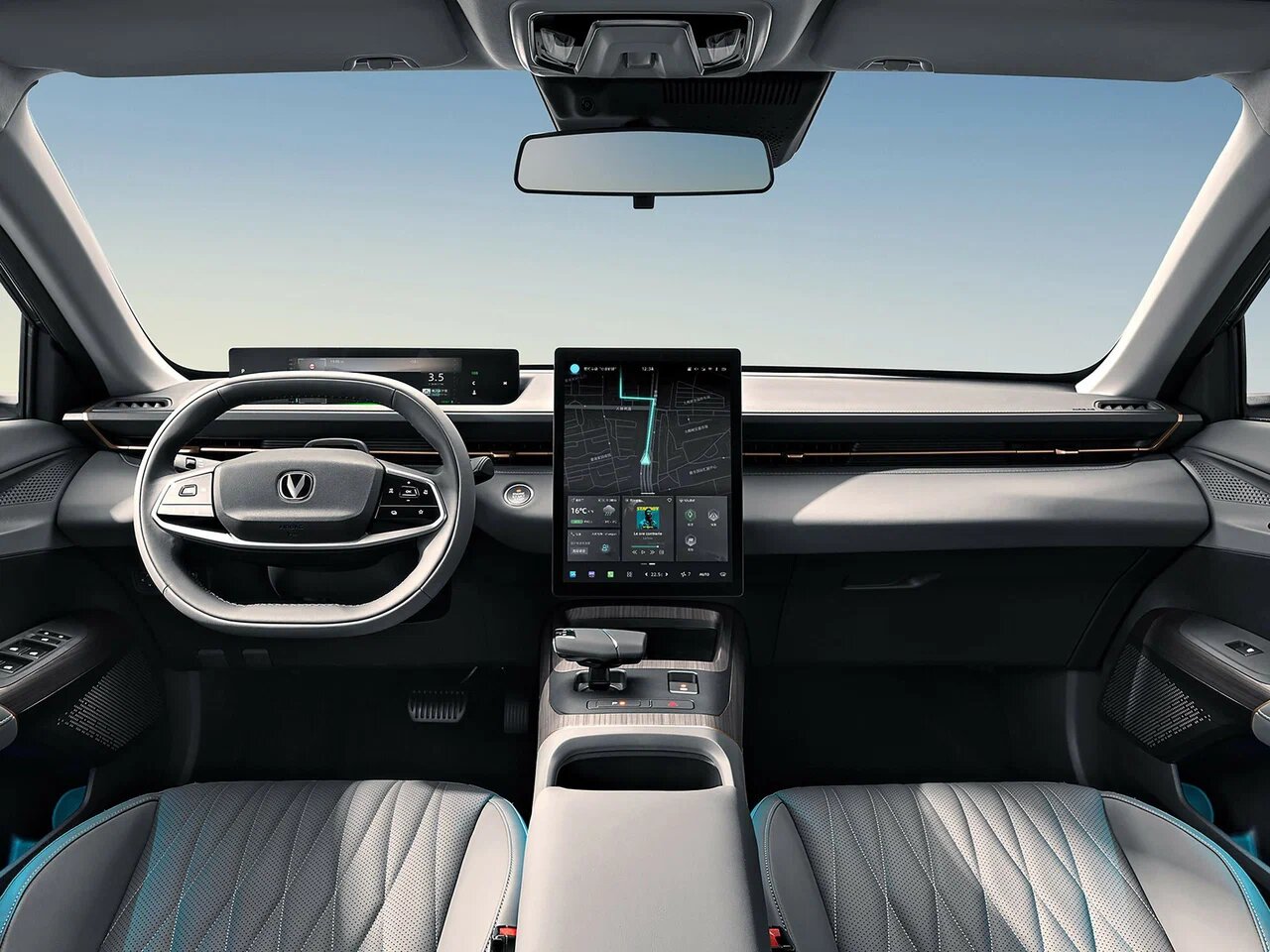 Автосалон: Changan Lamore