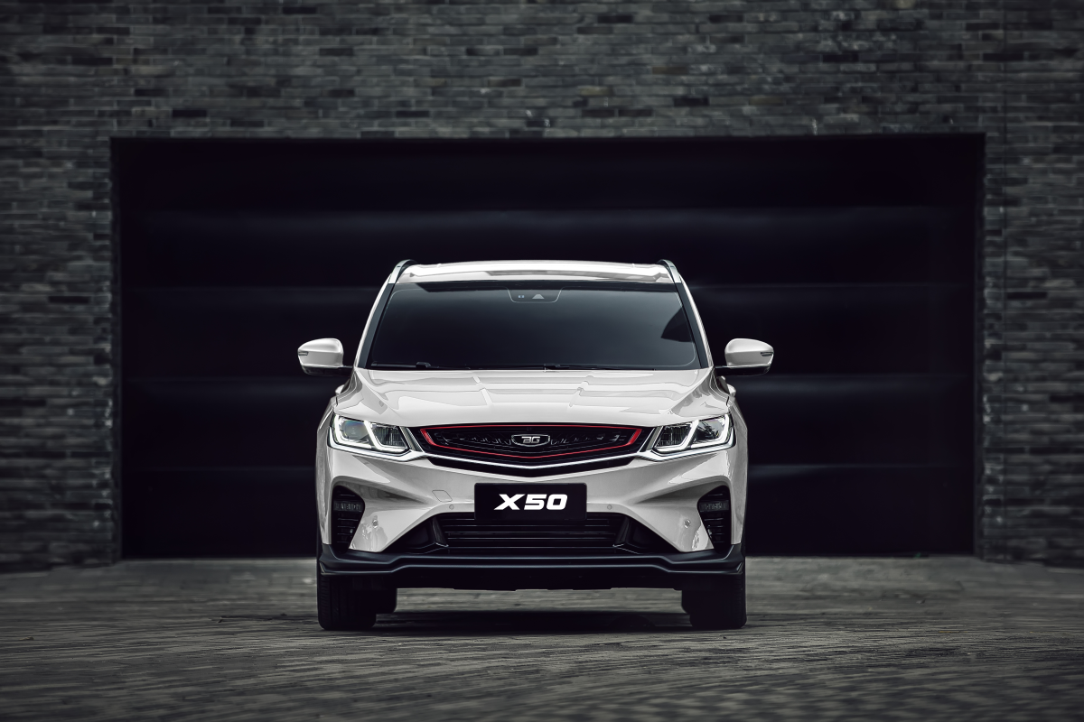 Автосалон: Geely Belgee X50