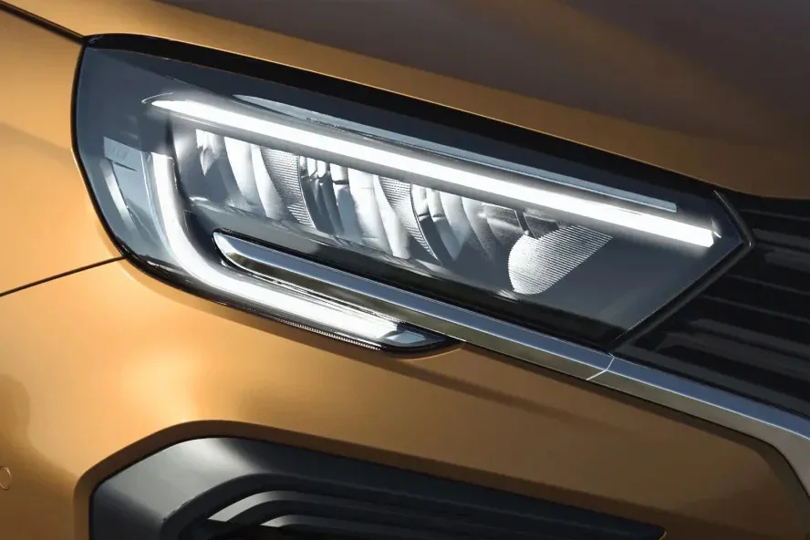 Автосалон: Lada Vesta Cross New