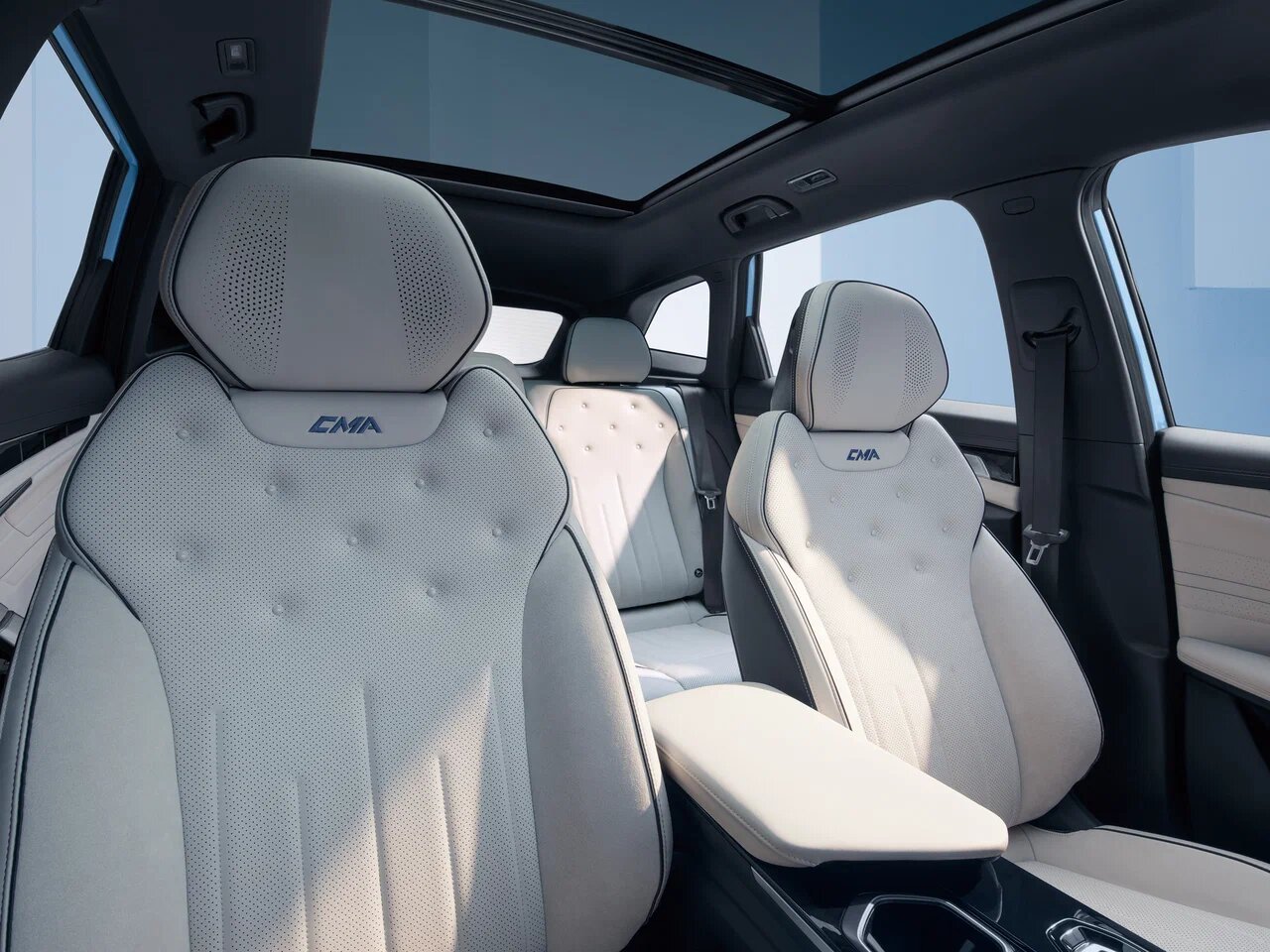 Автосалон: Geely Boyue