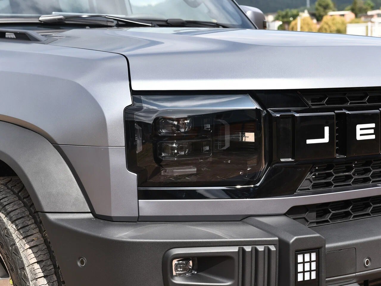 Автосалон: Jetour T2