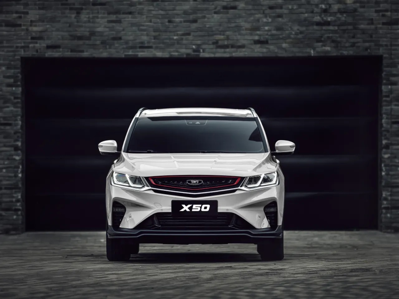Автосалон: Belgee X50