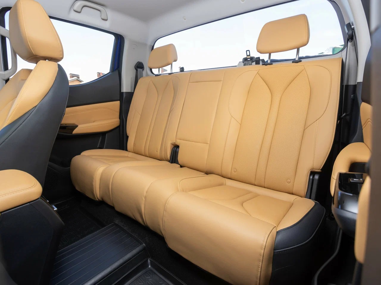 Автосалон: Changan Hunter Plus