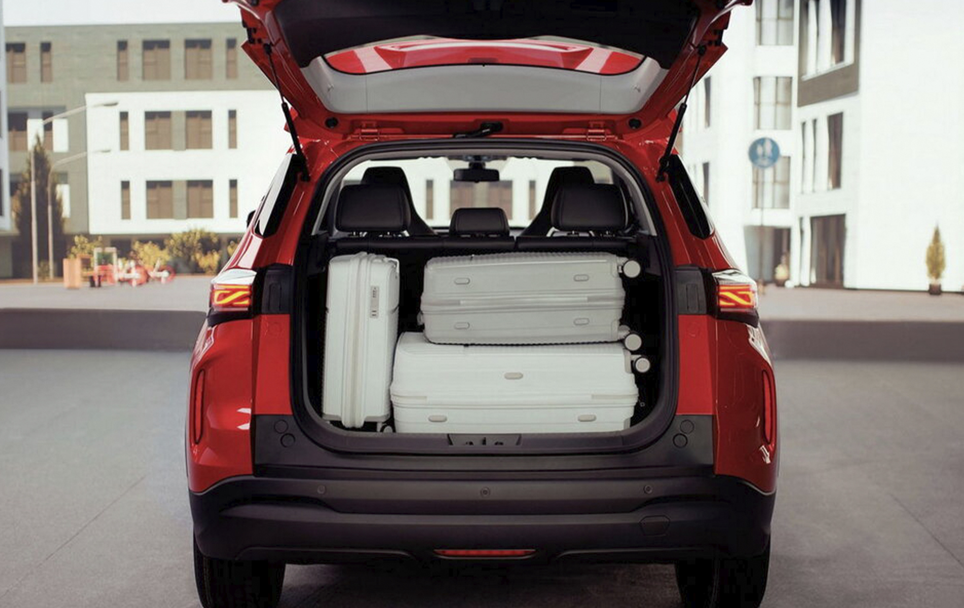 Автосалон: Chery New Tiggo 4