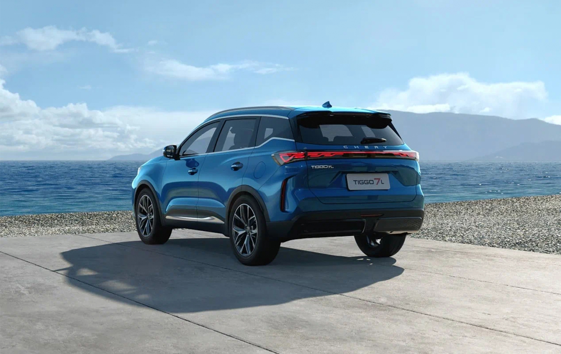 Автосалон: Chery Tiggo 7L