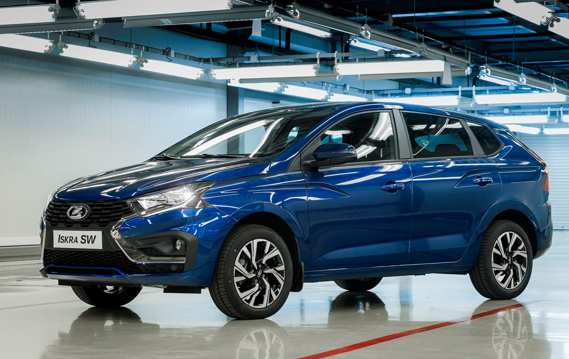 Автосалон: Lada Iskra SW