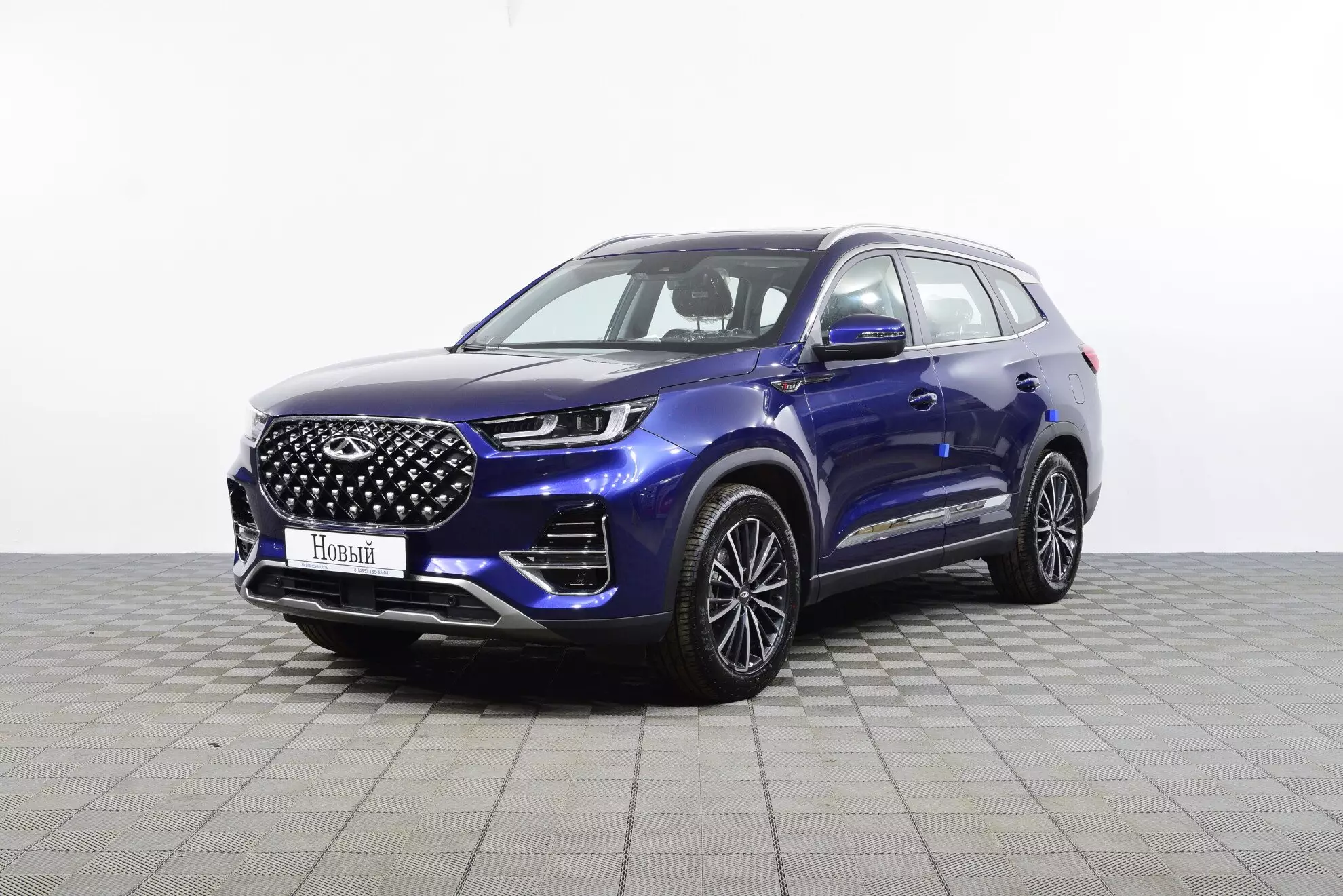 Автосалон: Chery Tiggo 8 Pro
