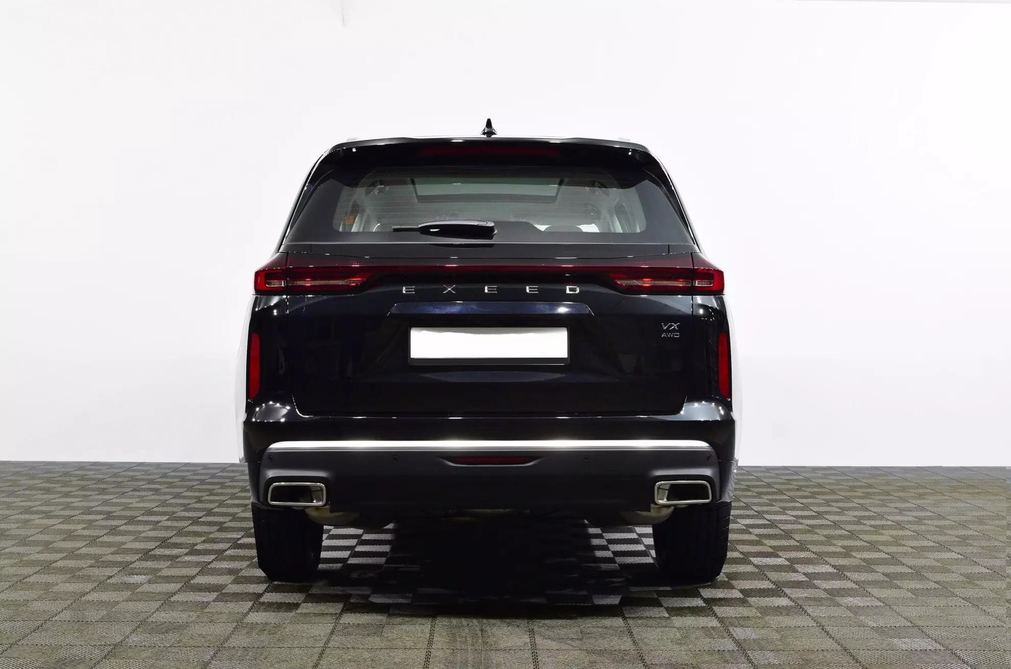 Автосалон: Exeed VX