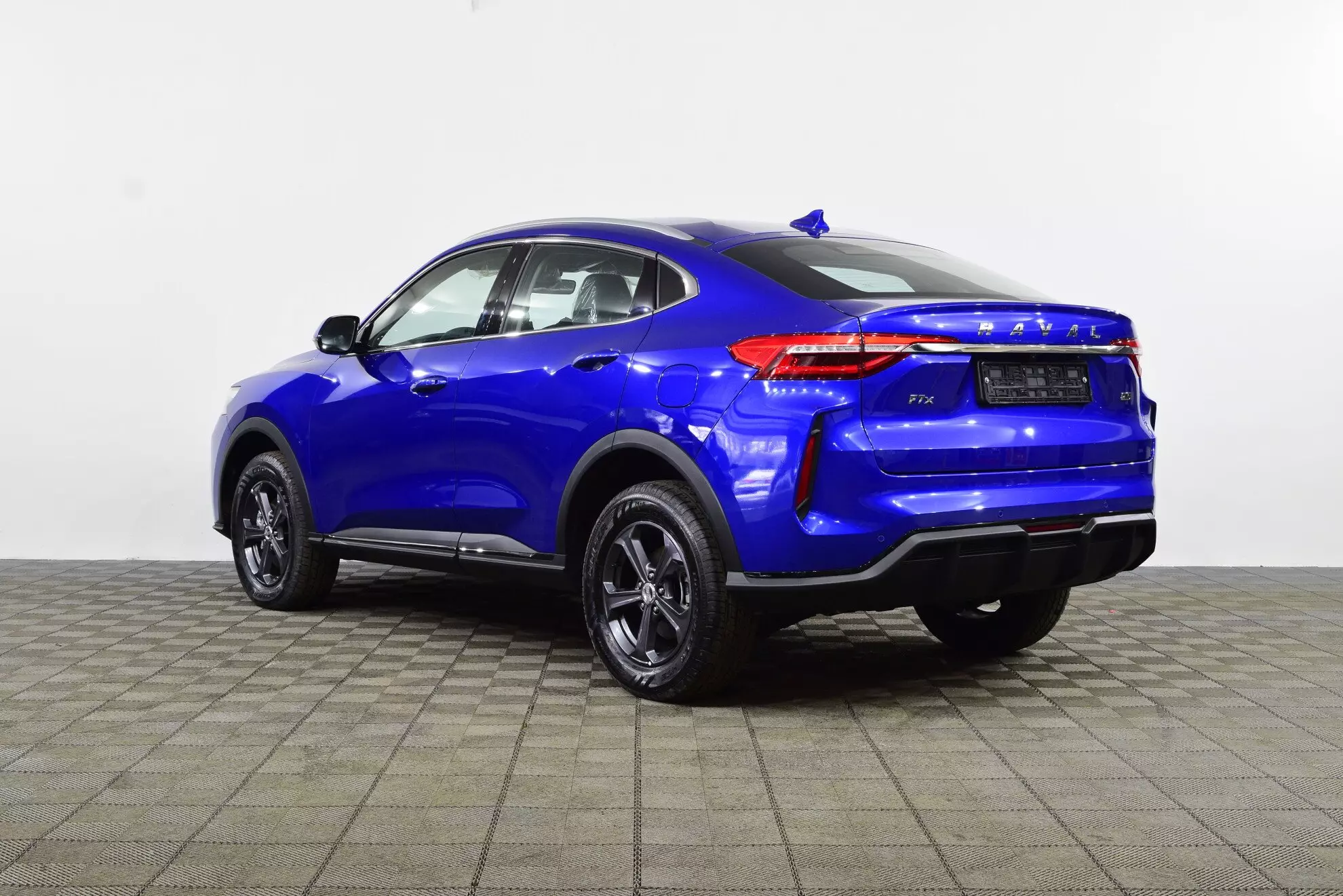 Автосалон: Haval New F7x