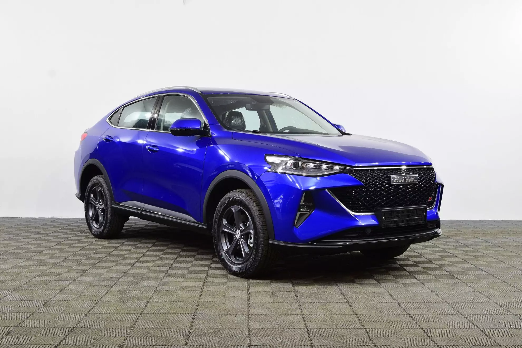 Автосалон: Haval New F7x