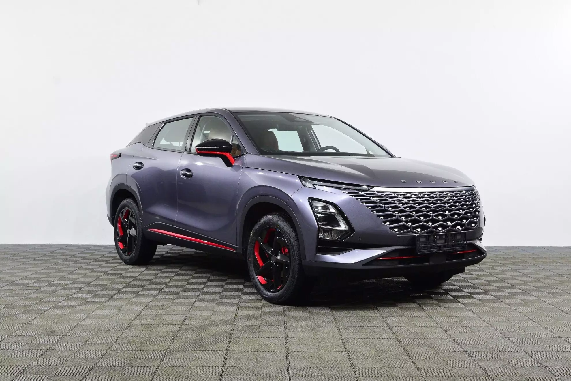 Автосалон: Omoda C5