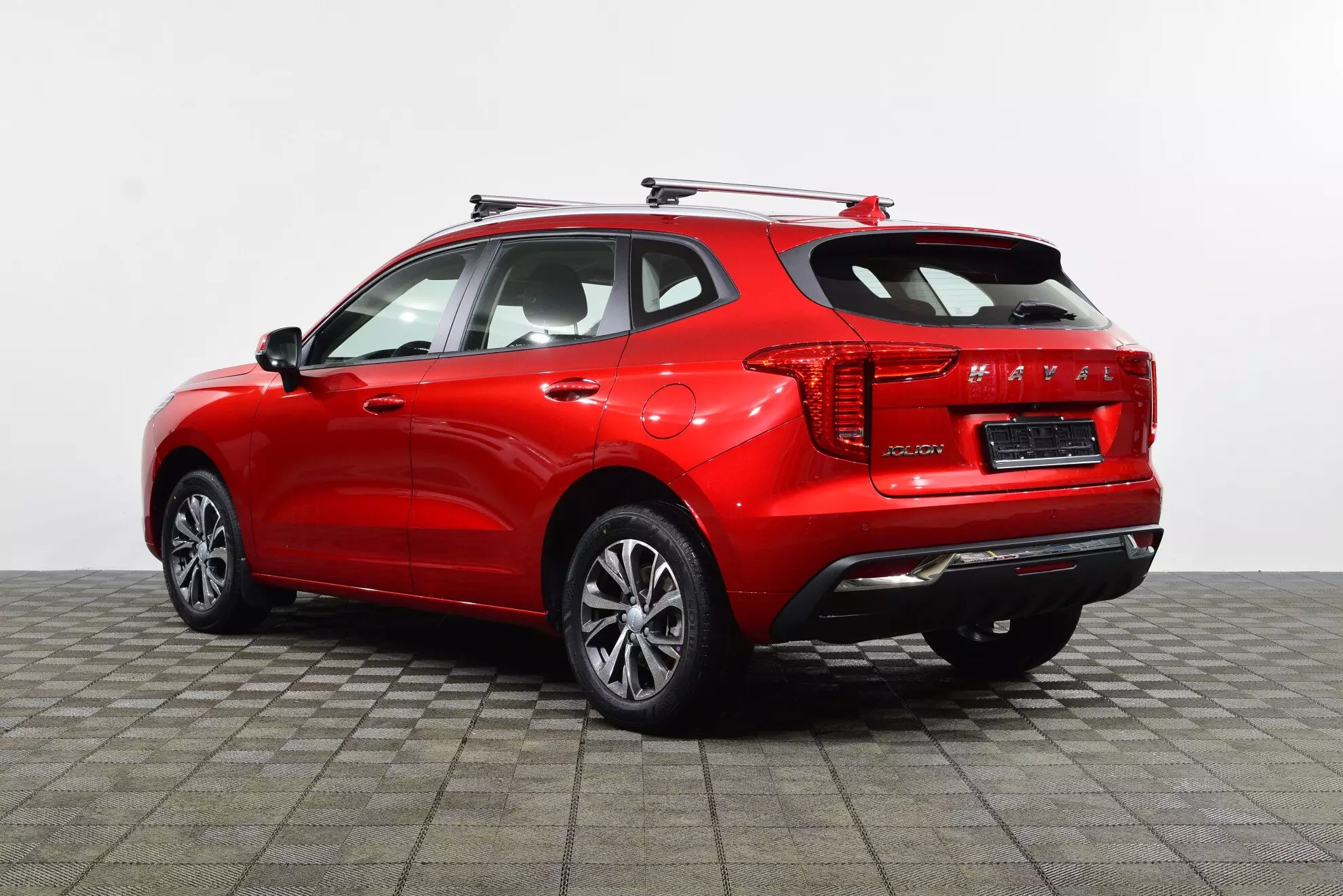 Автосалон: Haval Jolion