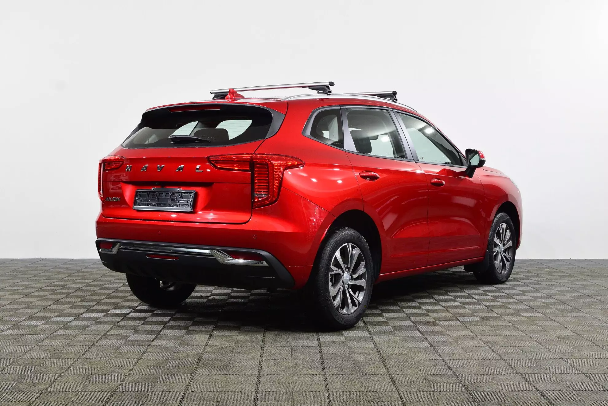 Автосалон: Haval Jolion