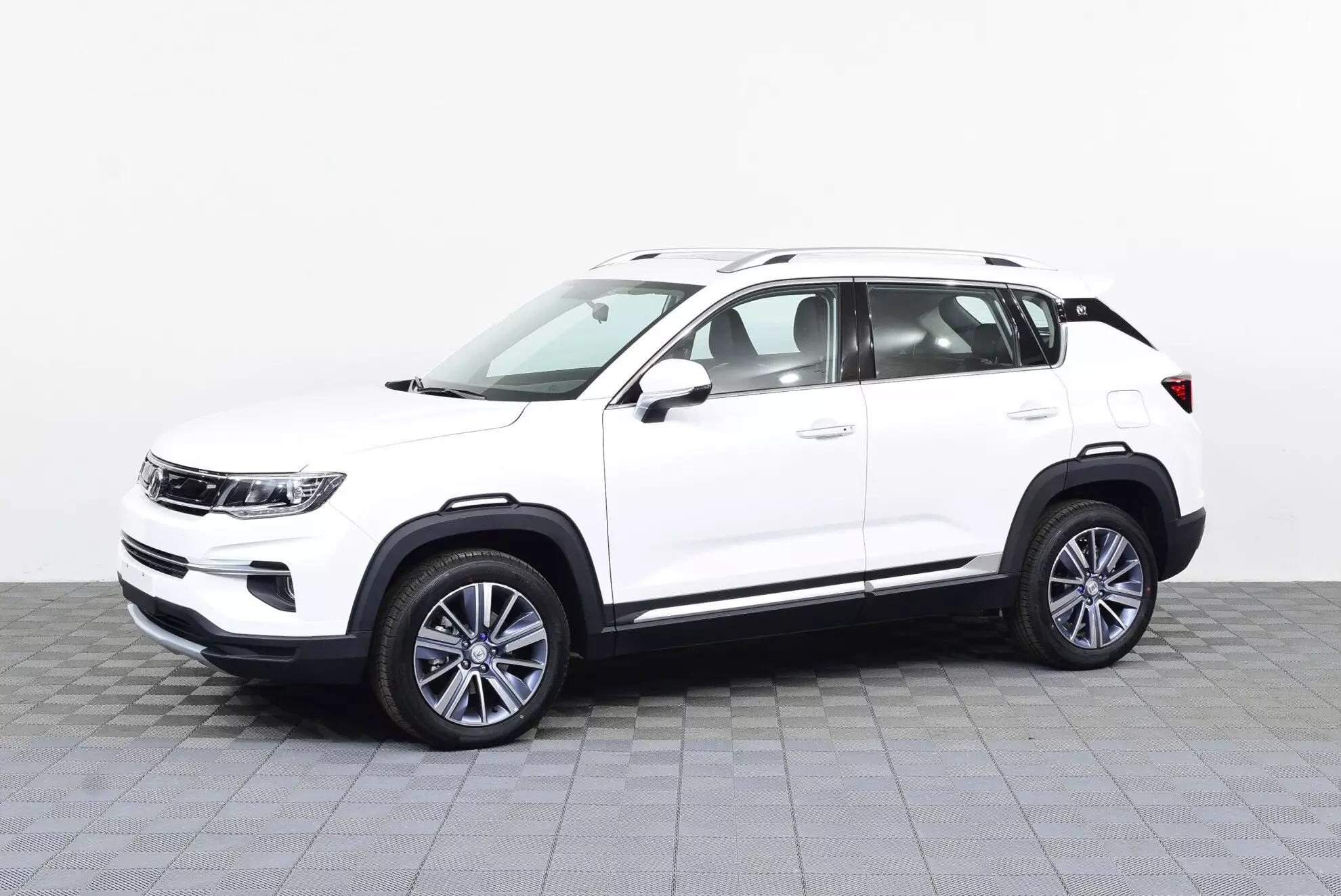 Автосалон: Changan CS35 Plus