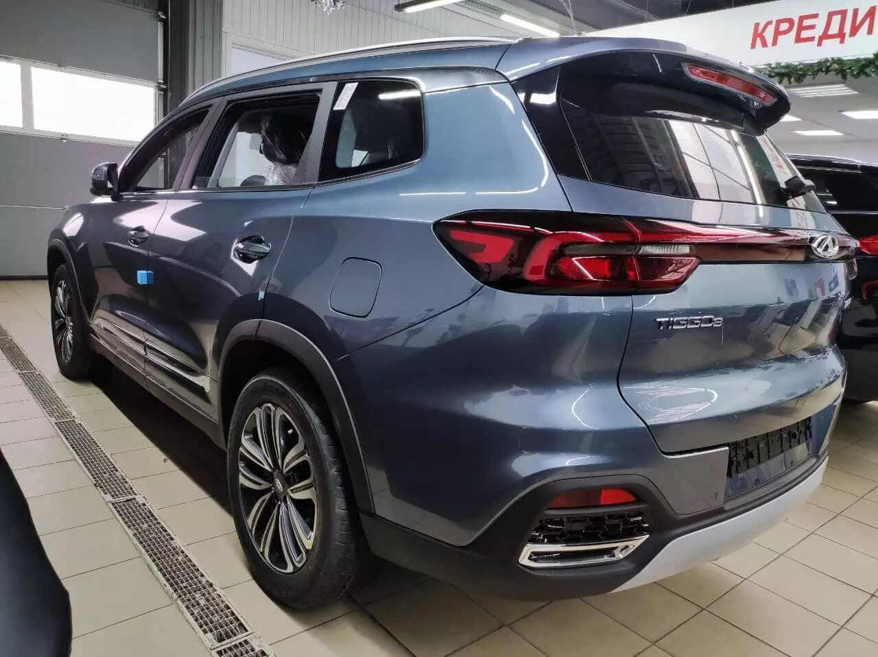 Автосалон: Chery Tiggo 8