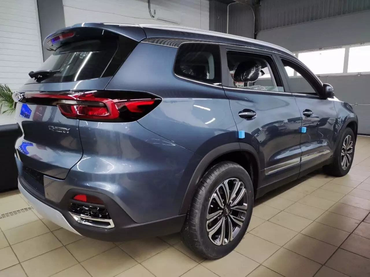 Автосалон: Chery Tiggo 8