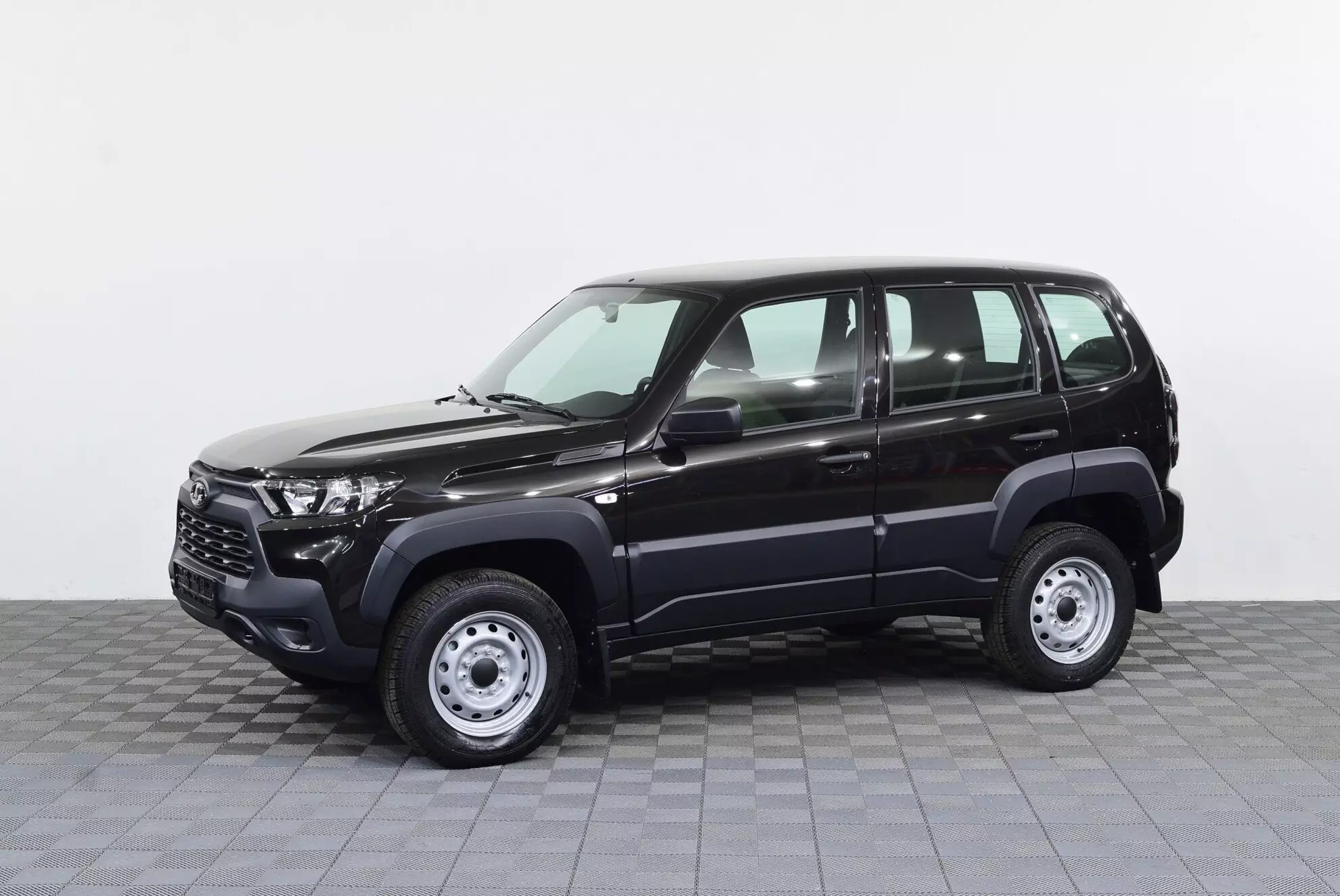 Автосалон: Lada Niva Travel
