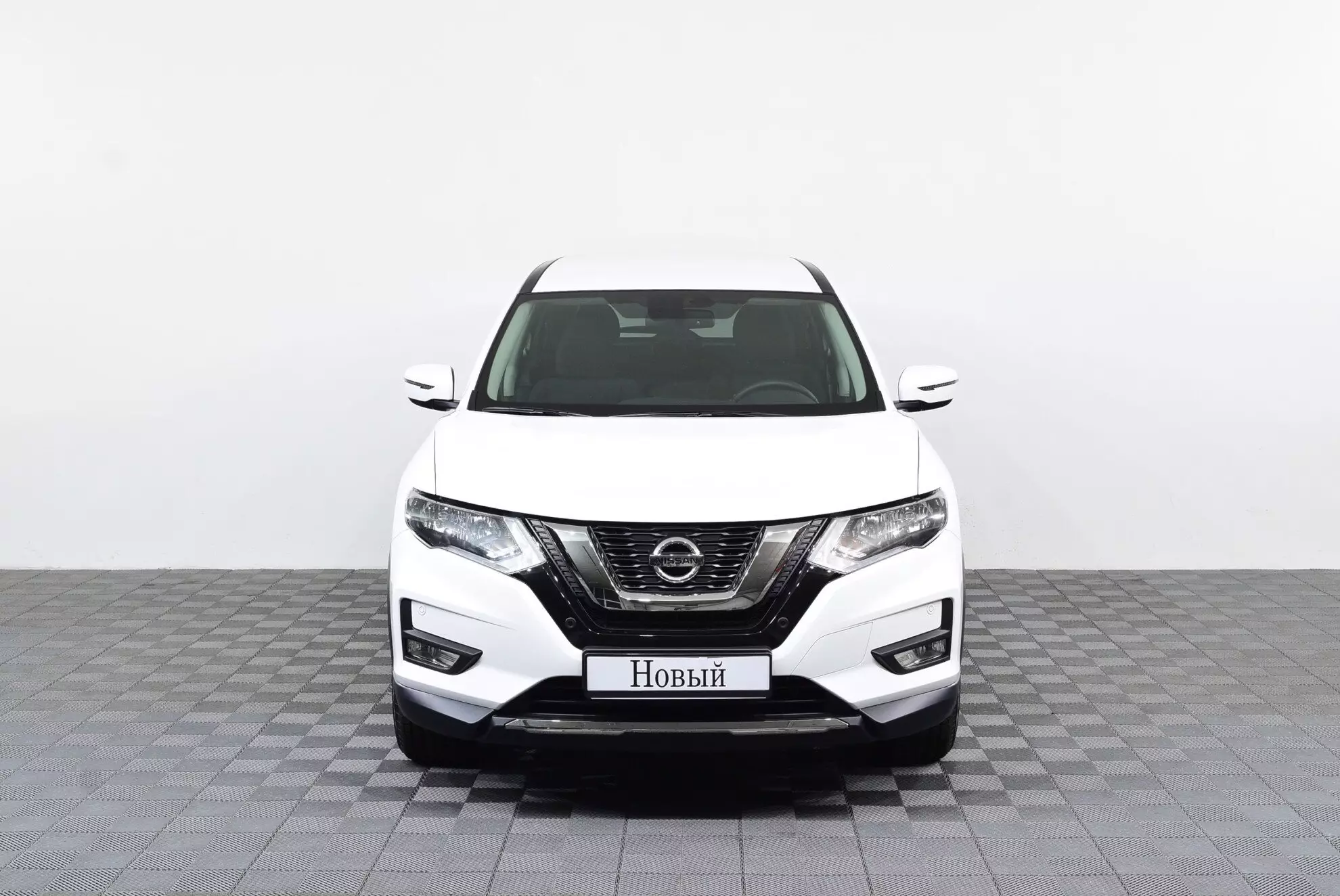 Автосалон: Nissan X-Trail