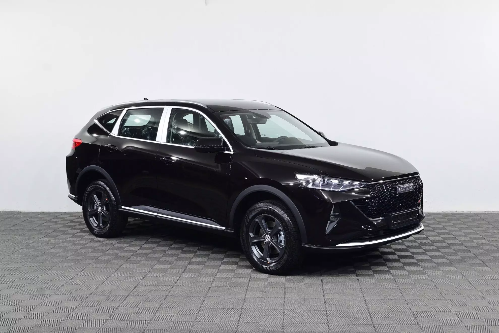 Автосалон: Haval New F7