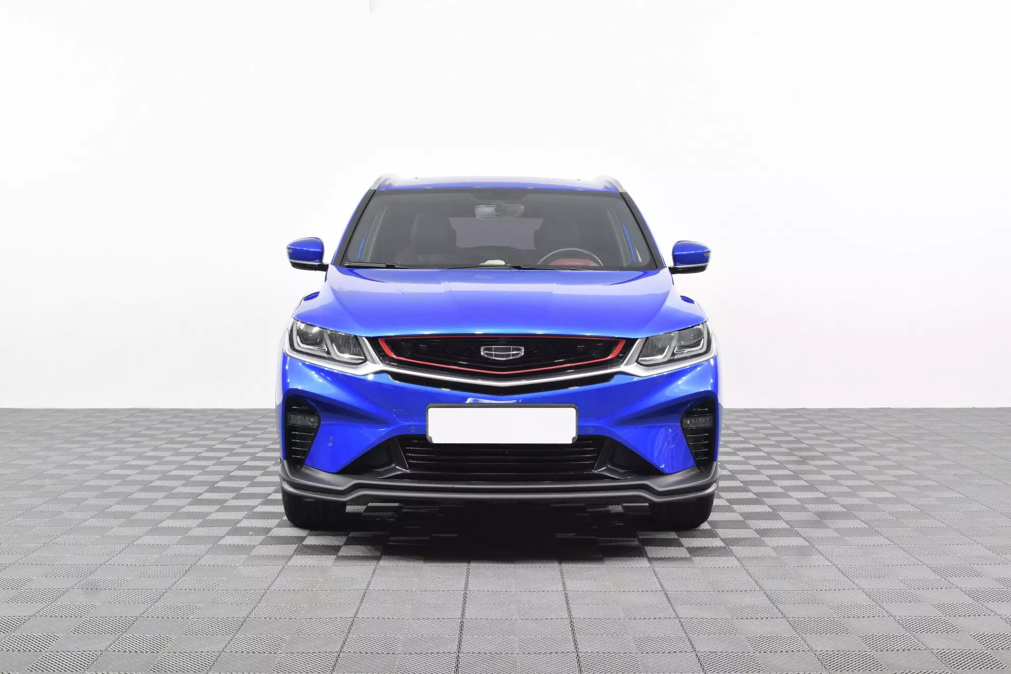 Автосалон: Geely Coolray