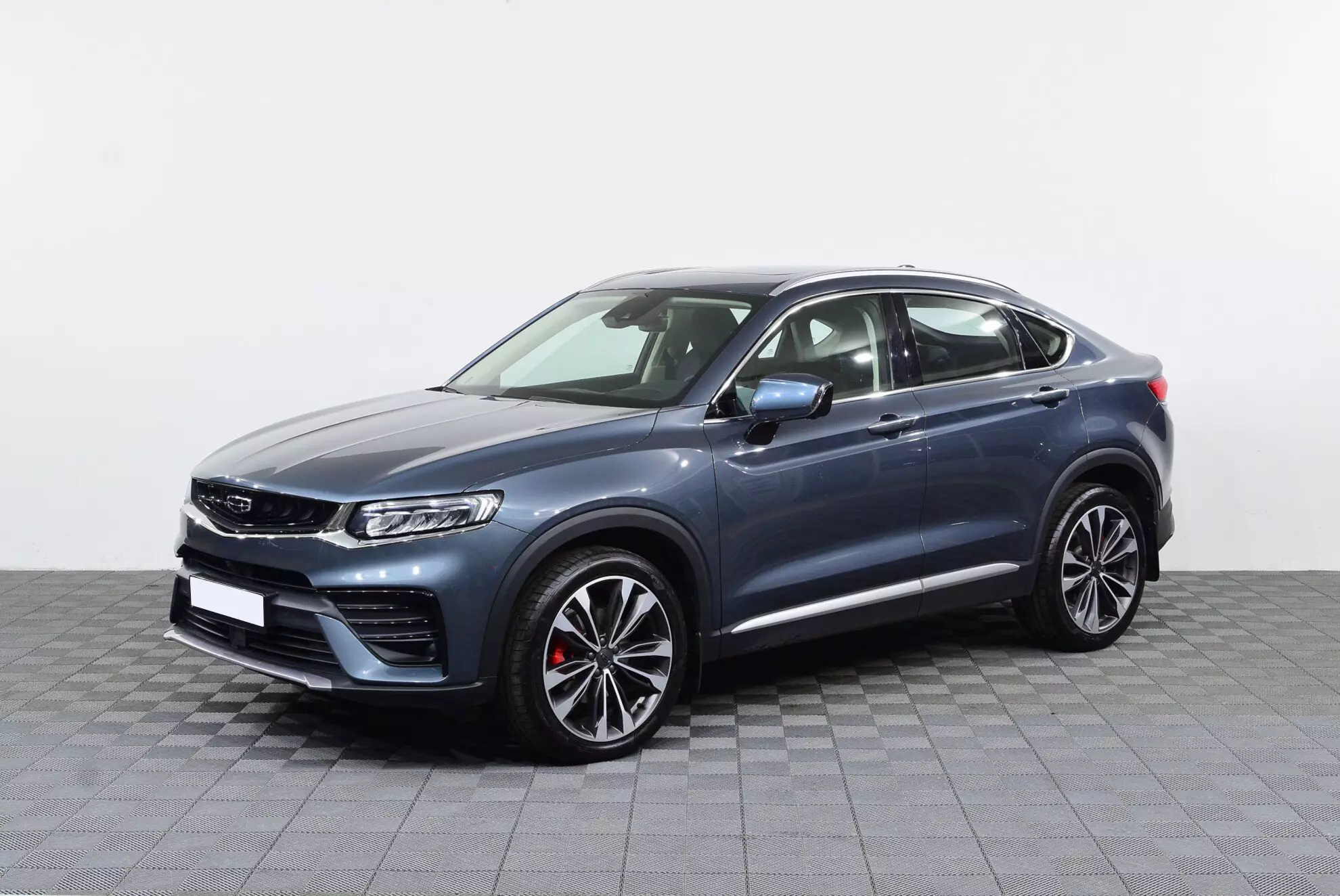 Автосалон: Geely Tugella