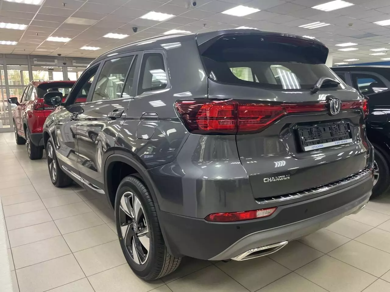 Автосалон: Changan Cs75FL