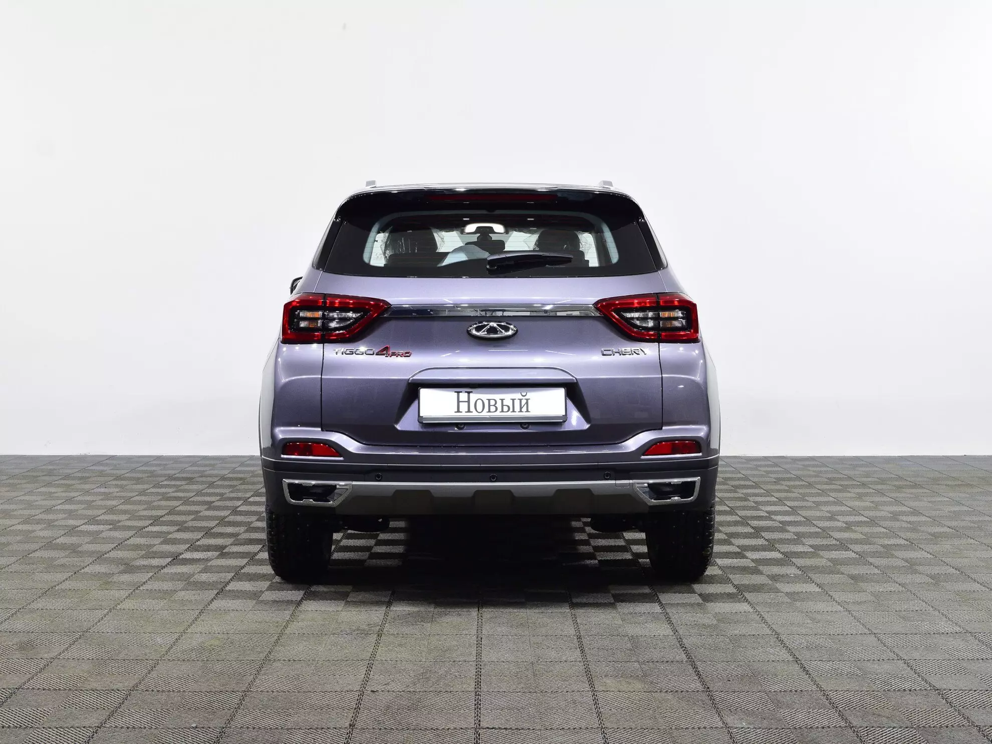 Автосалон: Chery Tiggo 4 Pro