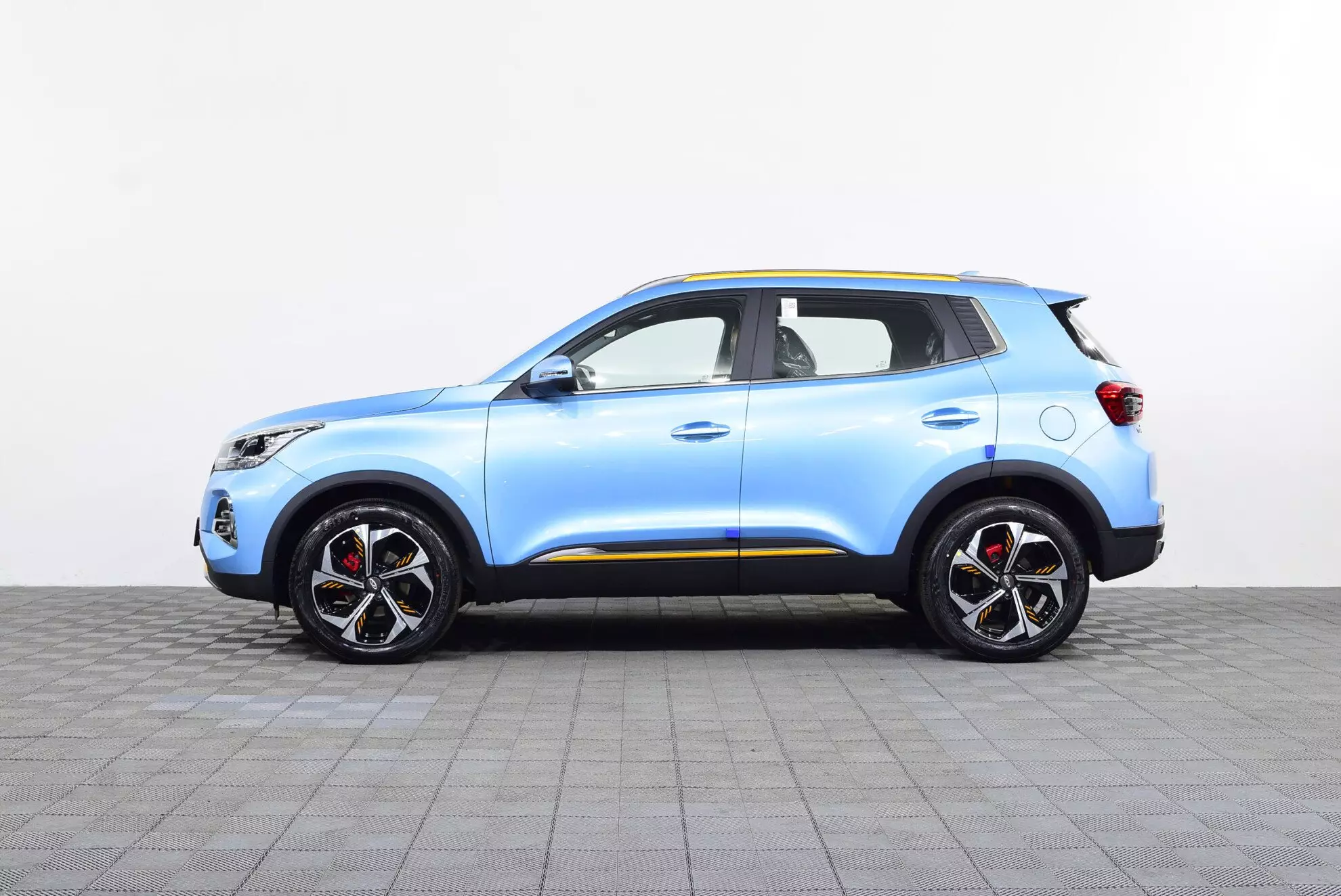 Автосалон: Chery Tiggo 4 Pro