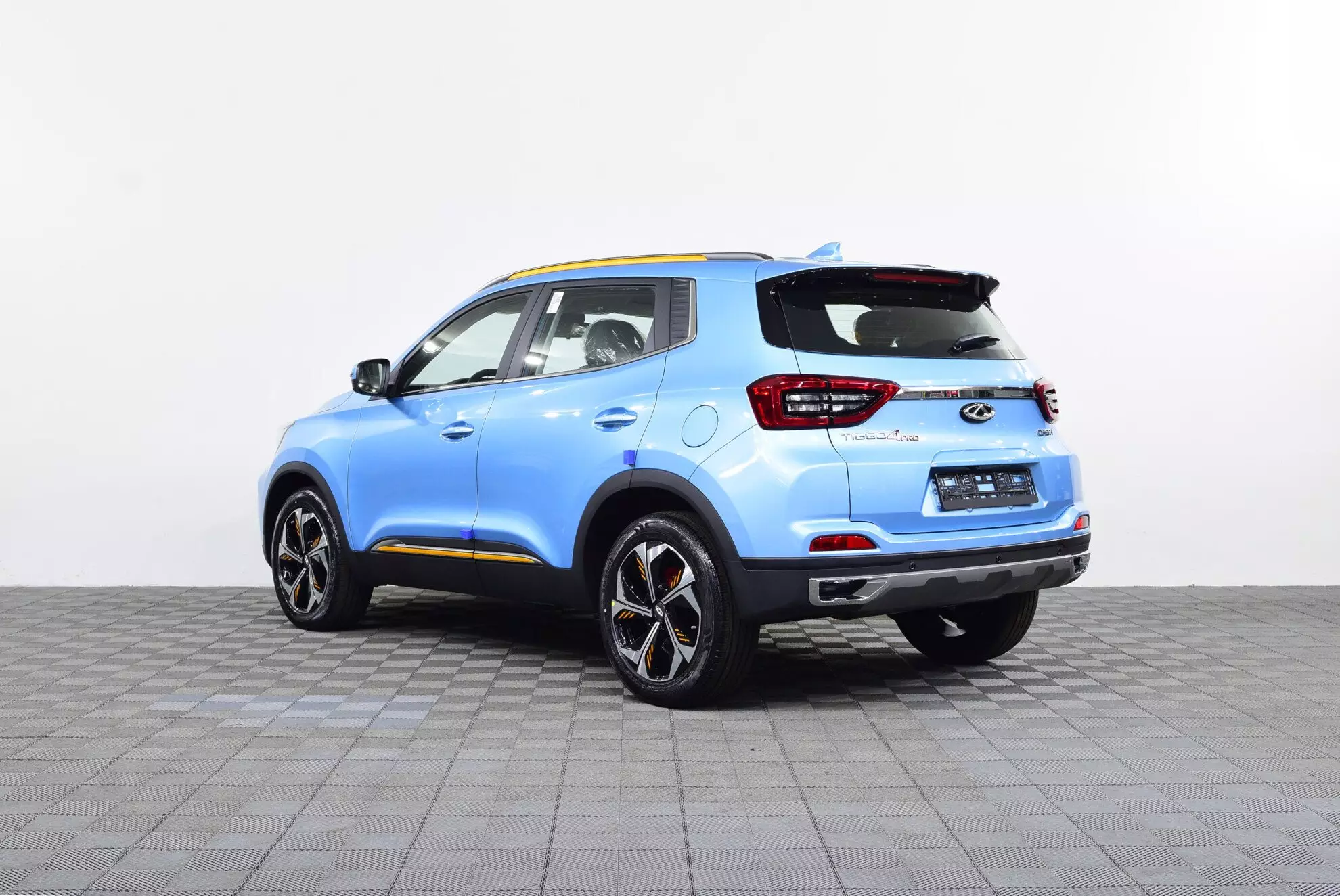 Автосалон: Chery Tiggo 4 Pro