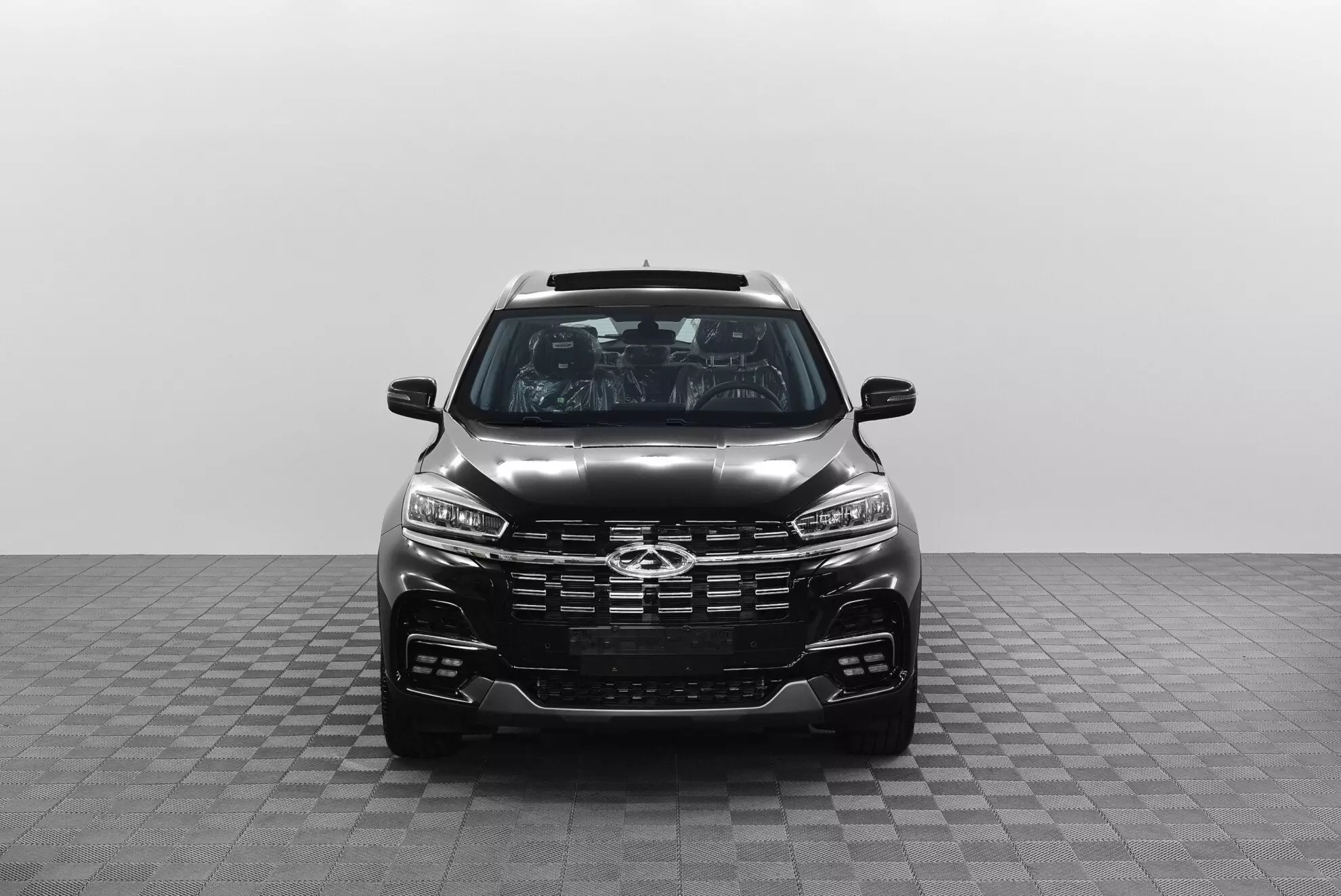 Автосалон: Chery New Tiggo 8