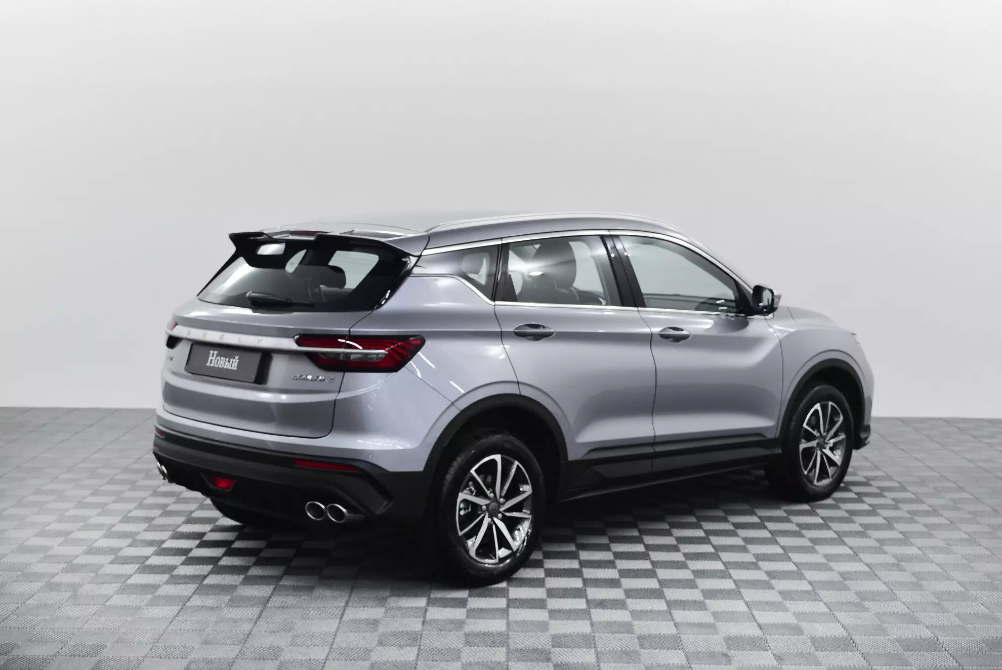 Автосалон: Geely Coolray