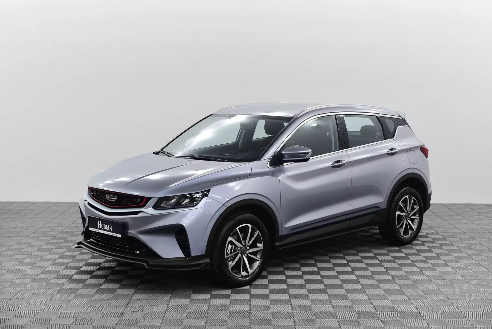 Автосалон: Geely Coolray