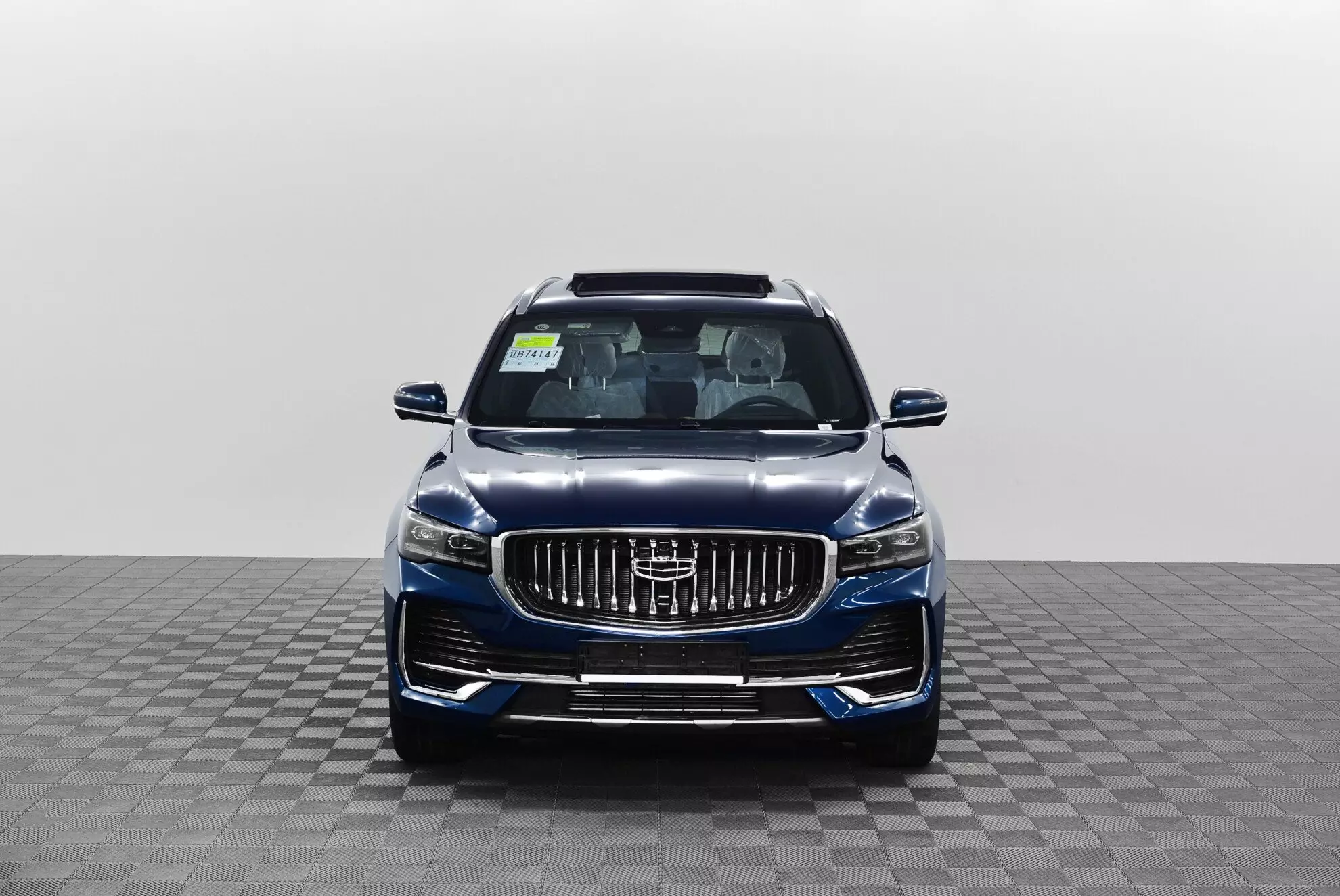 Автосалон: Geely Monjaro