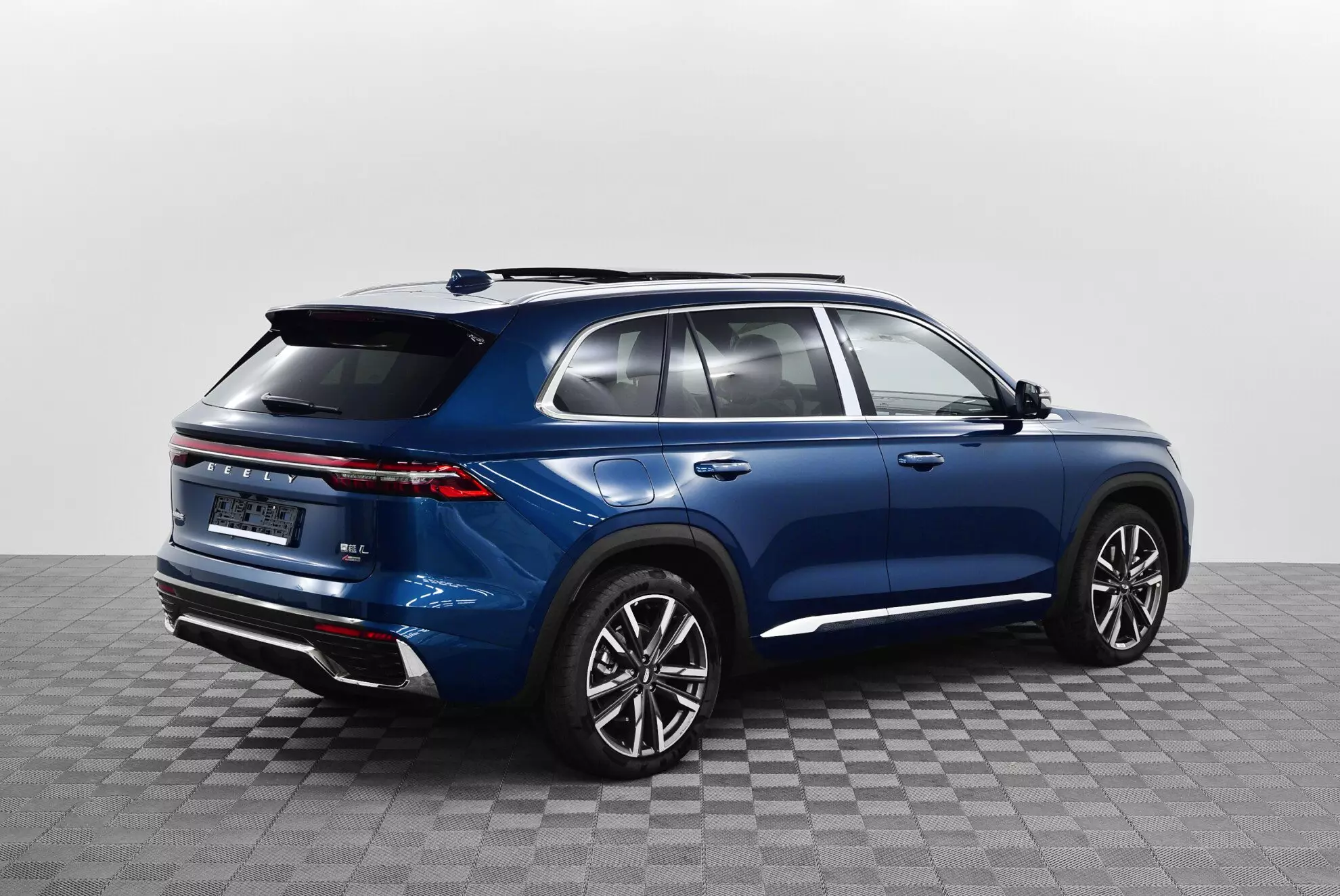 Автосалон: Geely Monjaro