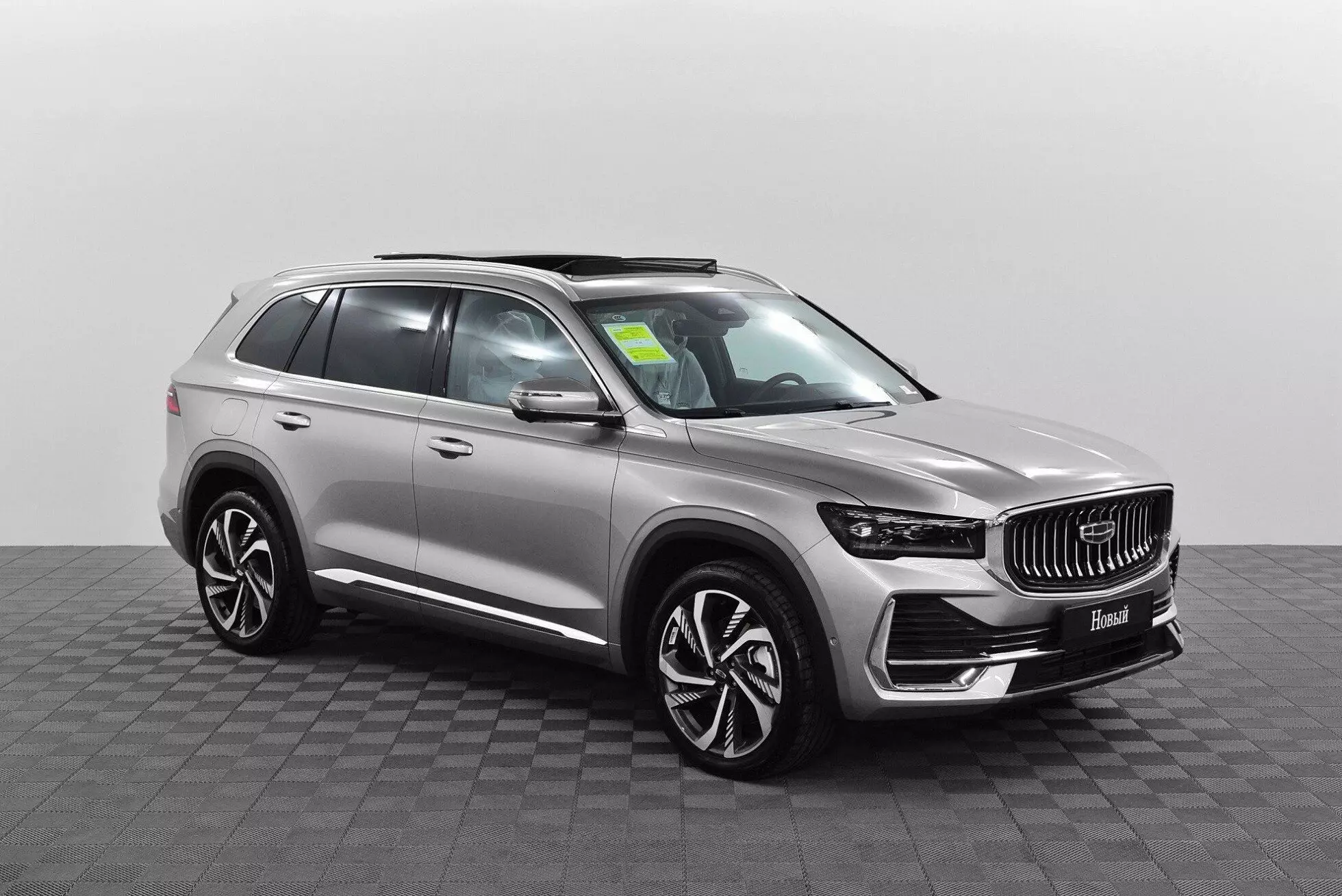 Автосалон: Geely Monjaro