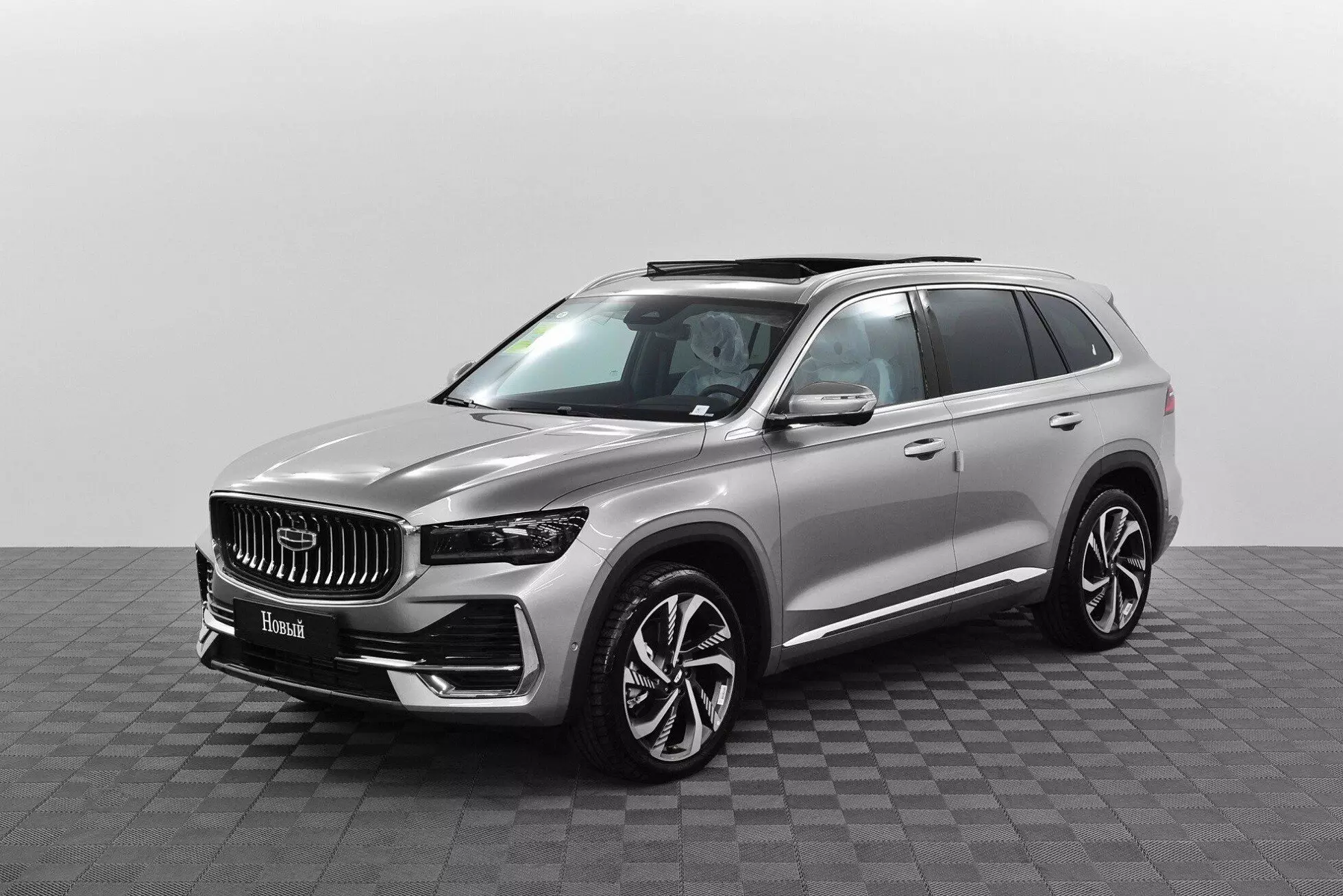 Автосалон: Geely Monjaro