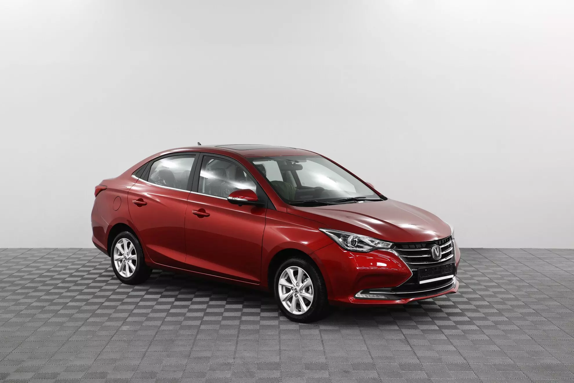 Автосалон: Changan Alsvin