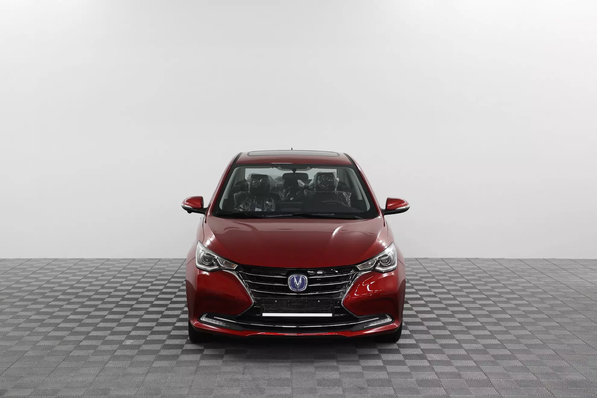 Автосалон: Changan Alsvin