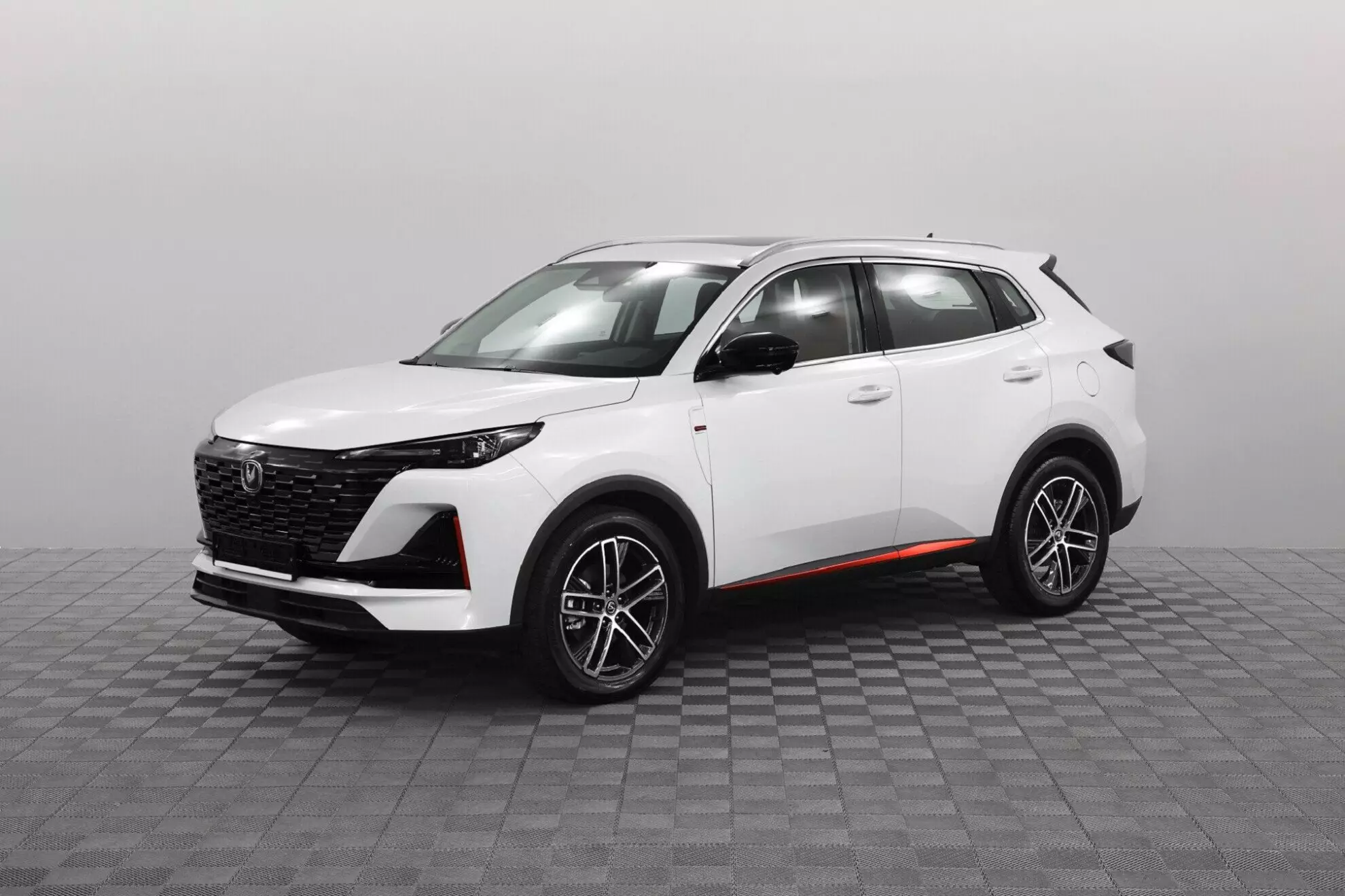 Автосалон: Changan CS55PLUS