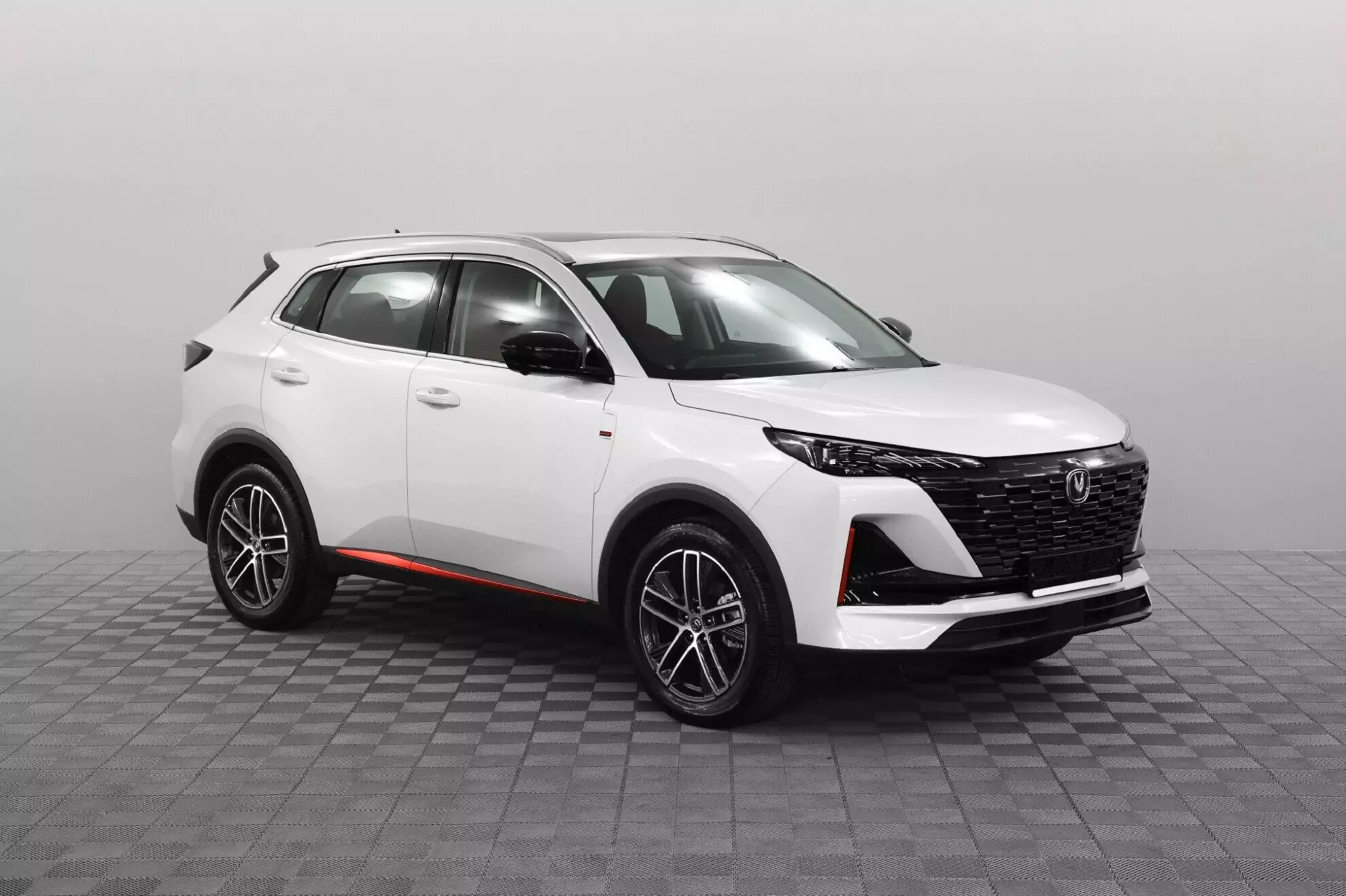 Автосалон: Changan CS55PLUS