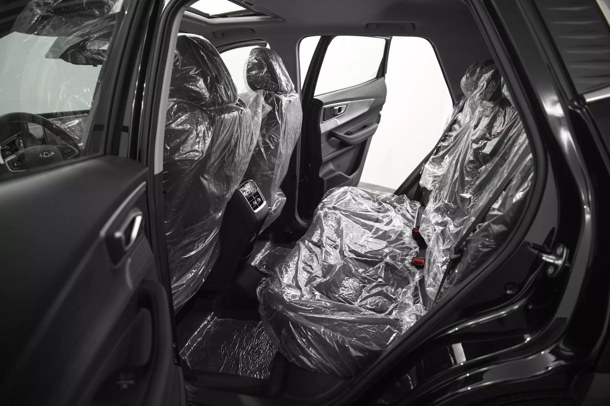 Автосалон: Chery Tiggo 4 Pro