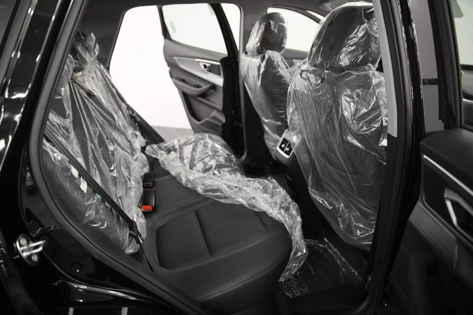 Автосалон: Chery Tiggo 4 Pro