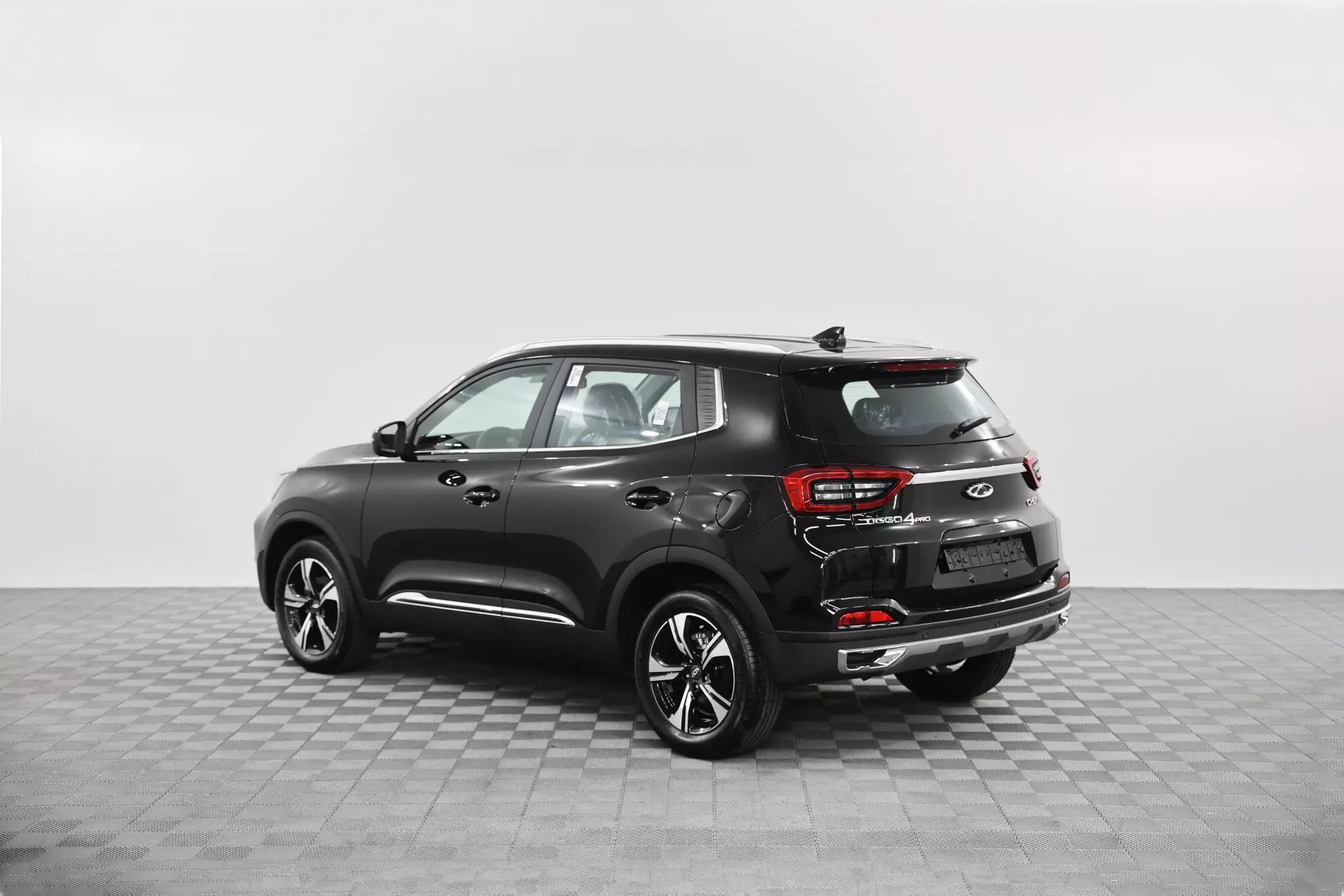 Автосалон: Chery Tiggo 4 Pro