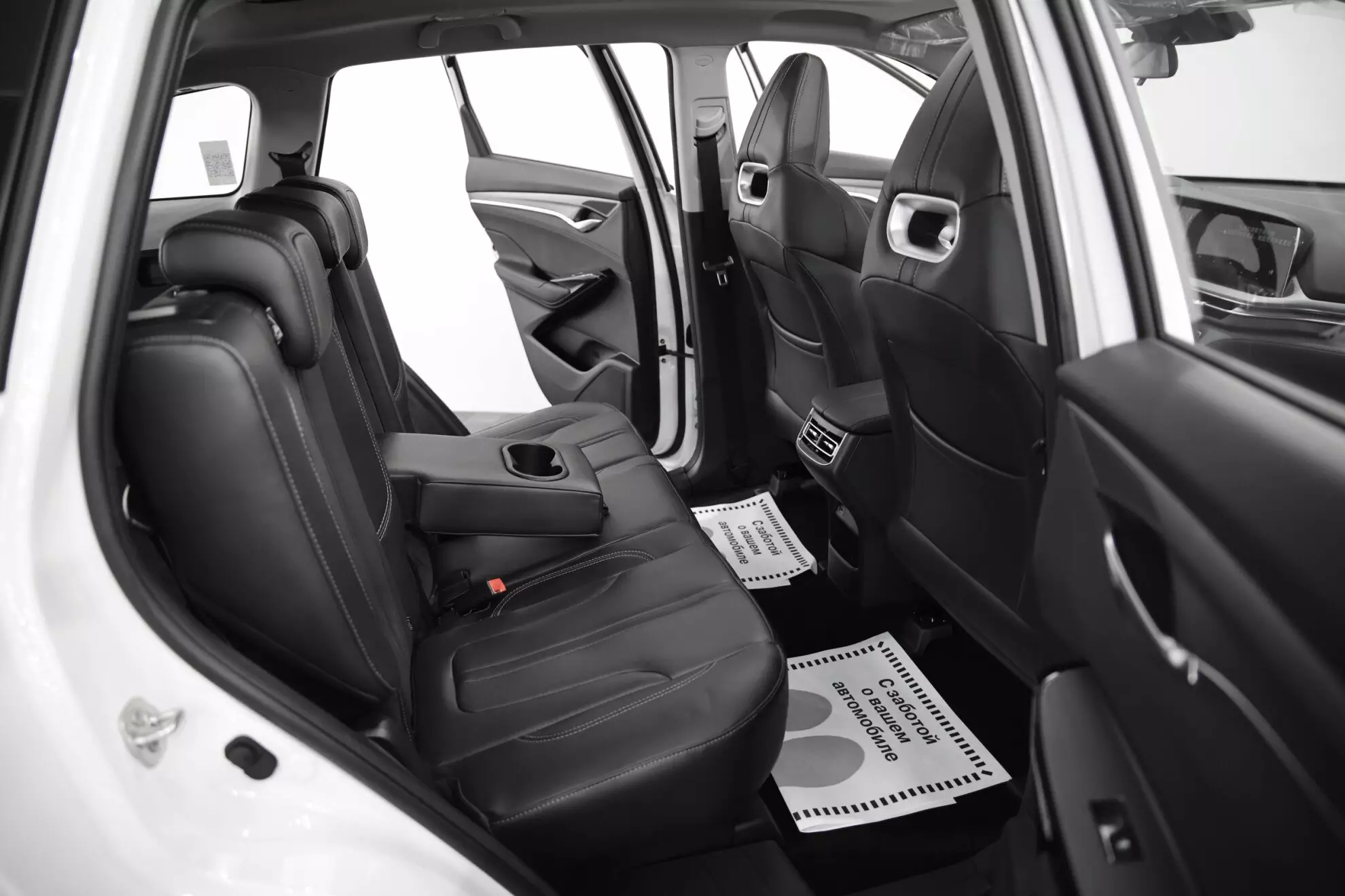 Автосалон: Changan CS75plus