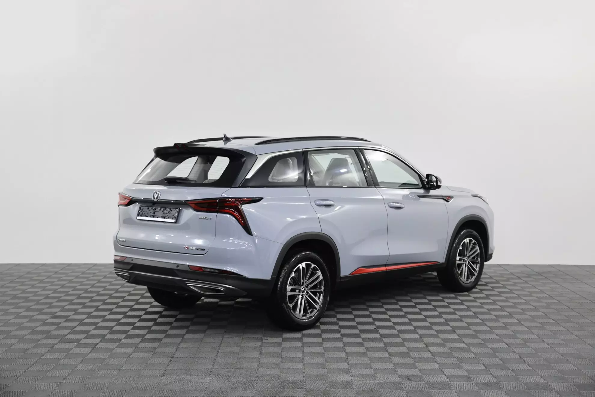 Автосалон: Changan CS75plus