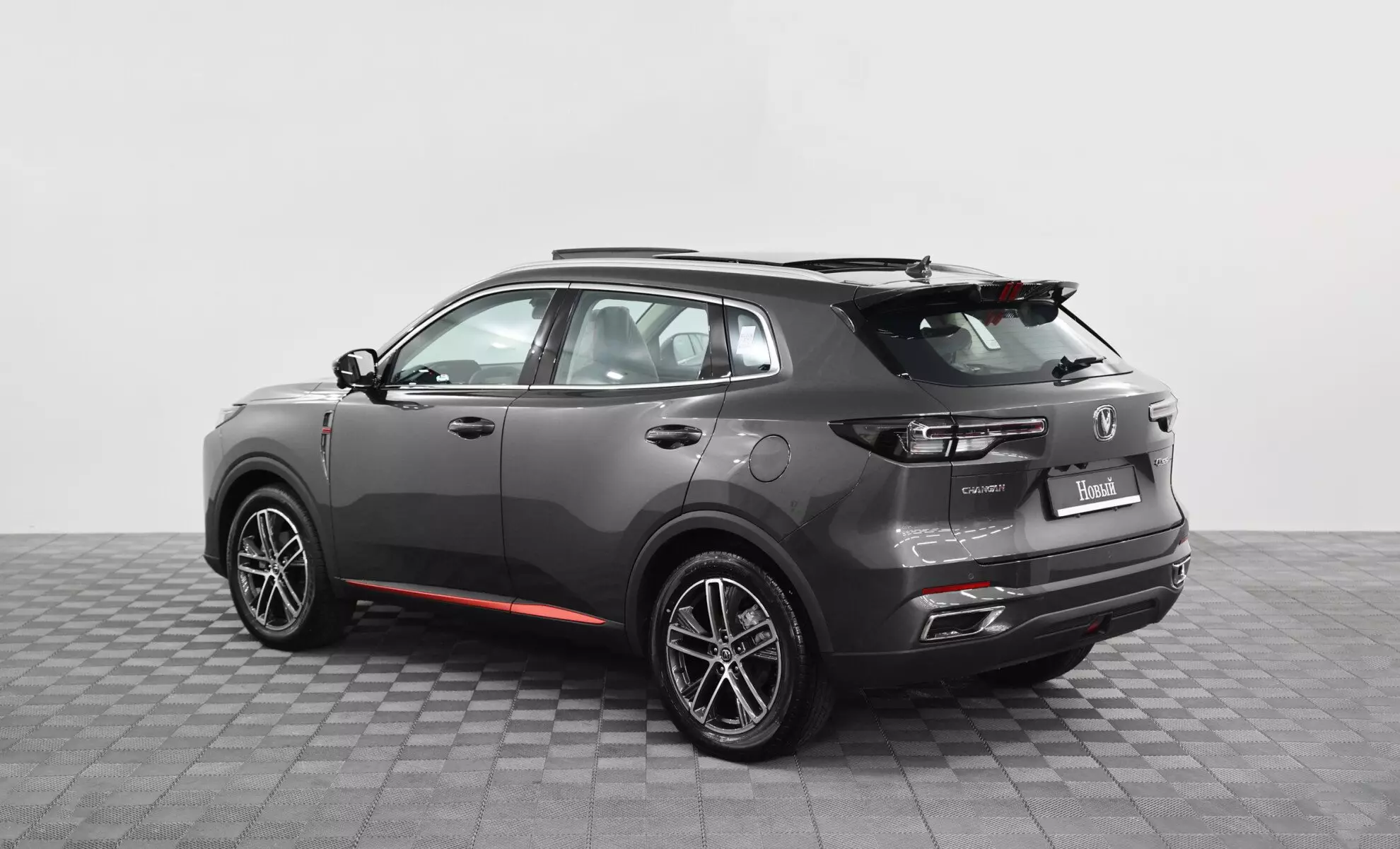 Автосалон: Changan CS55PLUS