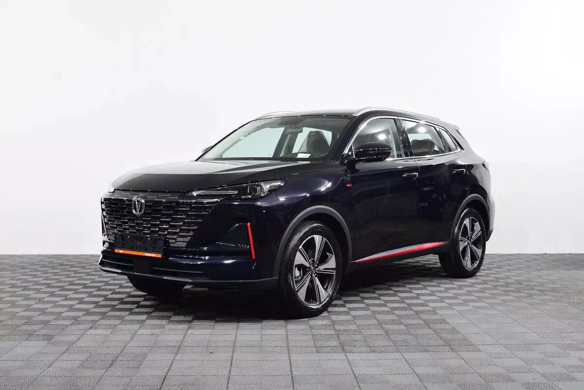 Автосалон: Changan CS55PLUS